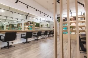 Emily-Ferrato-Hair-Salon-Interior-Design-Scandi-Natural